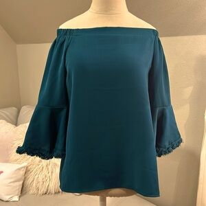 TCEC off the shoulder top